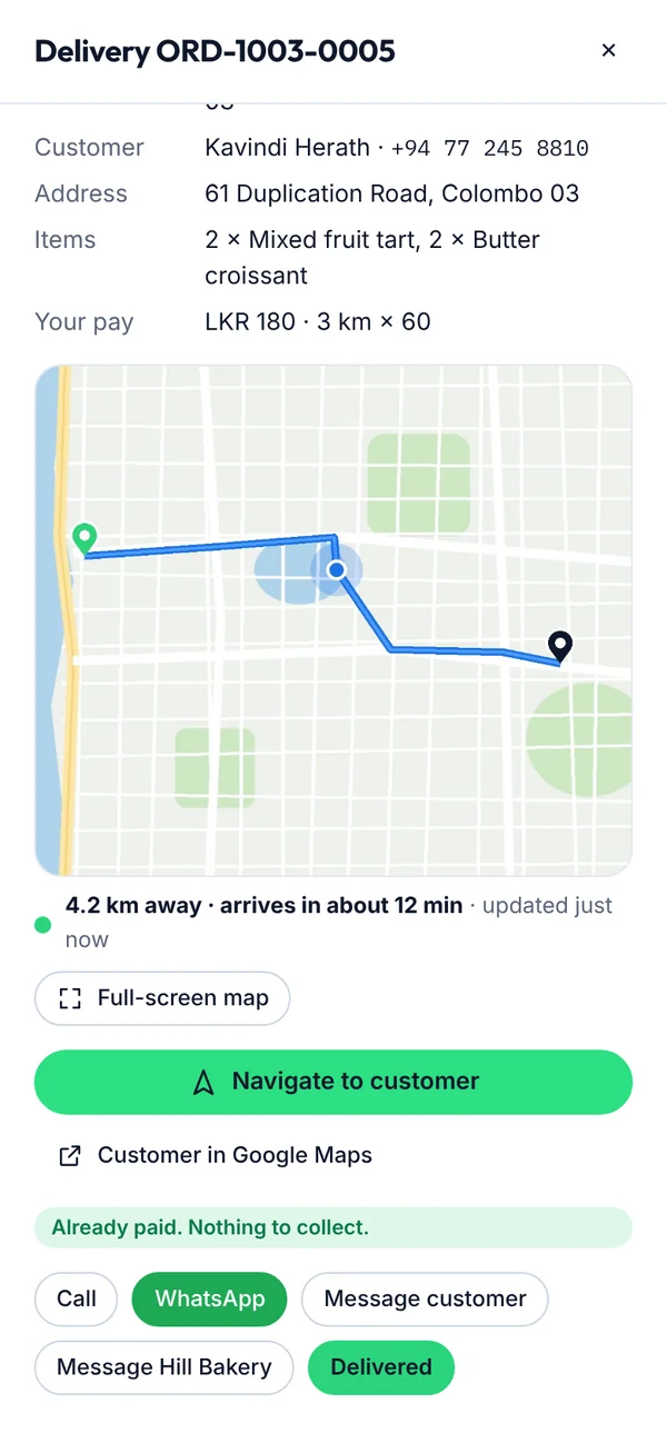 A delivery with its route on a phone